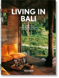 Living in Bali (édition trilingue français/anglais/allemand)