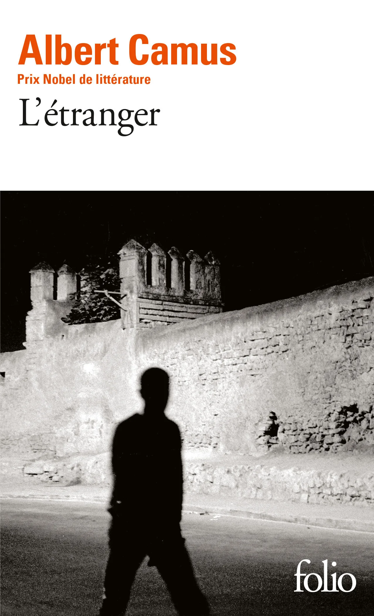 Couverture — L'Étranger